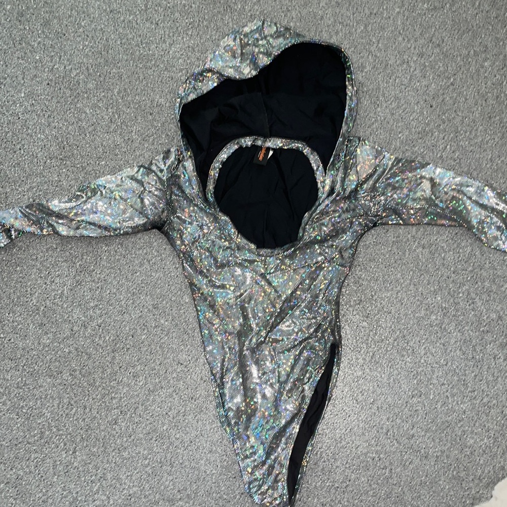 Rave hooded onsie